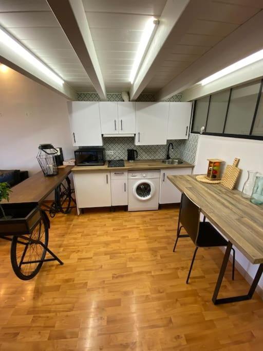 Klimatyczny Loft I Egzotyczny Basen Lägenhet Benalmádena Exteriör bild